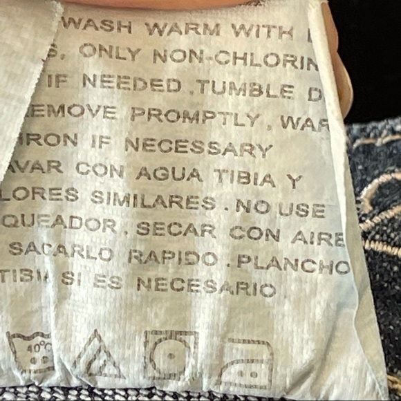 ZENA JEANS denim shorts embroidered accents women's size 6 - Picture 10 of 10